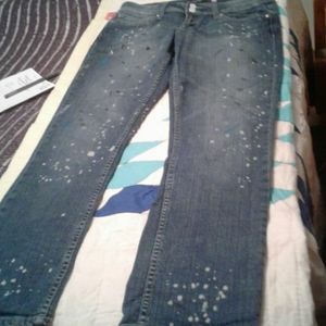 NWOT Vigoss Boyfriend Paint Distressed Denim Jeans